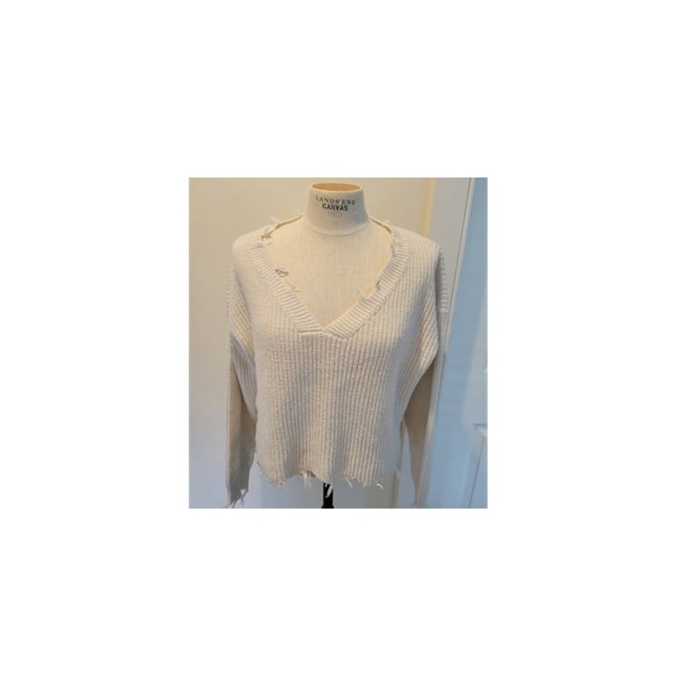 TIC TOC V-Neck beige sweater size small